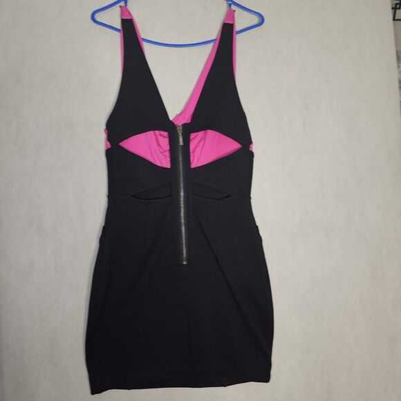 BEBE Mini Dress Womens Small Black And Pink With Sexy Cutout Back Straps. Zip Up - Picture 8 of 12